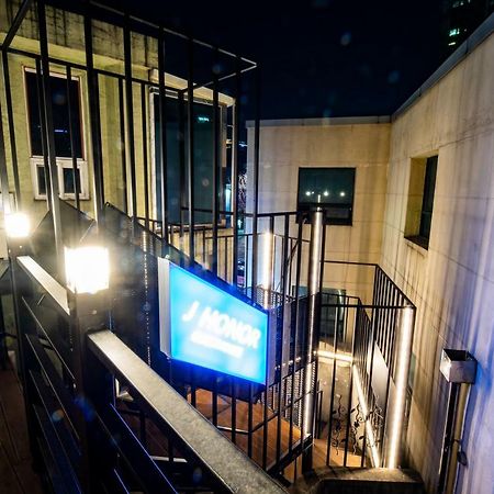J-Honor Guesthouse Сеул Екстер'єр фото