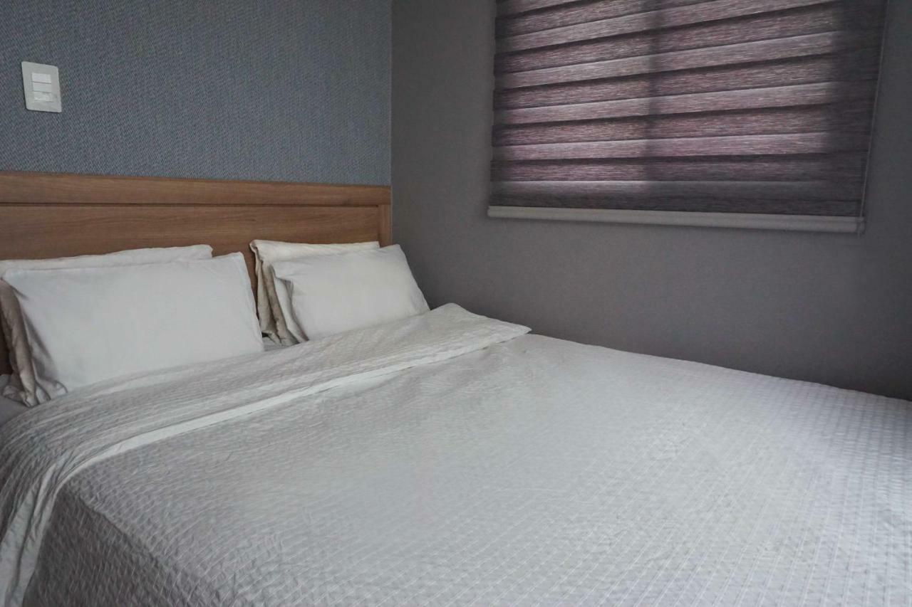 J-Honor Guesthouse Сеул Екстер'єр фото