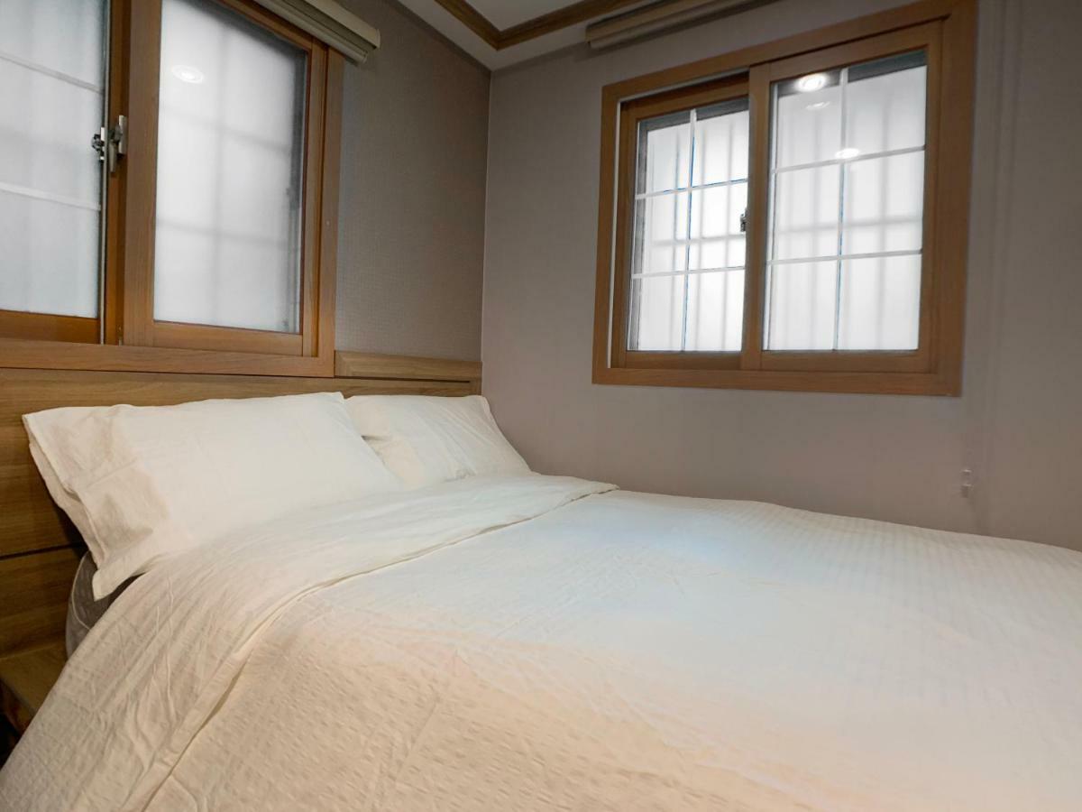 J-Honor Guesthouse Сеул Екстер'єр фото