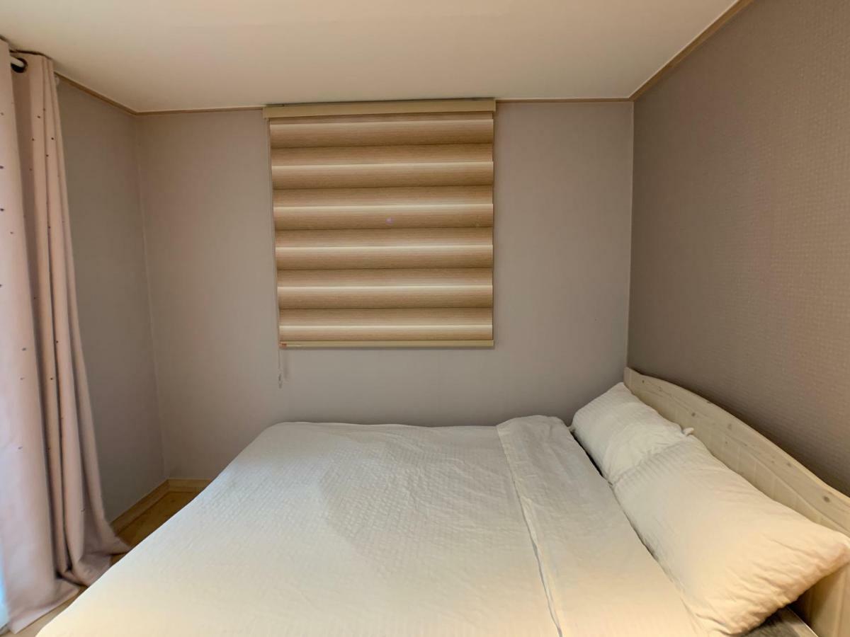 J-Honor Guesthouse Сеул Екстер'єр фото