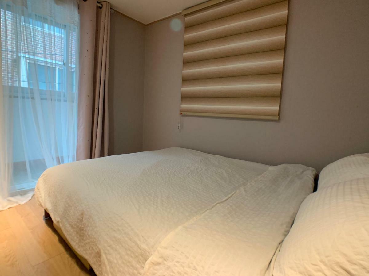 J-Honor Guesthouse Сеул Екстер'єр фото